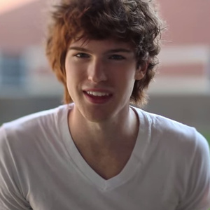 大扔子晃来晃去全文免费阅读
